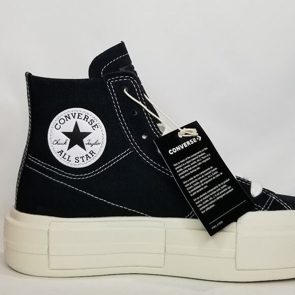 Converse CTAS Platform Cruise Hi Tops Brand New Women's 6.5  Black A04689C NWT - Picture 4 of 9
